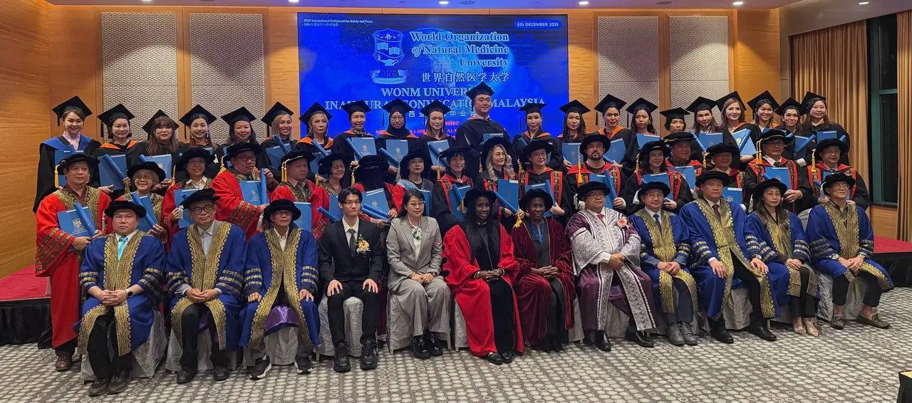 Group photo of WONM University graduates at the convocation in Malaysia